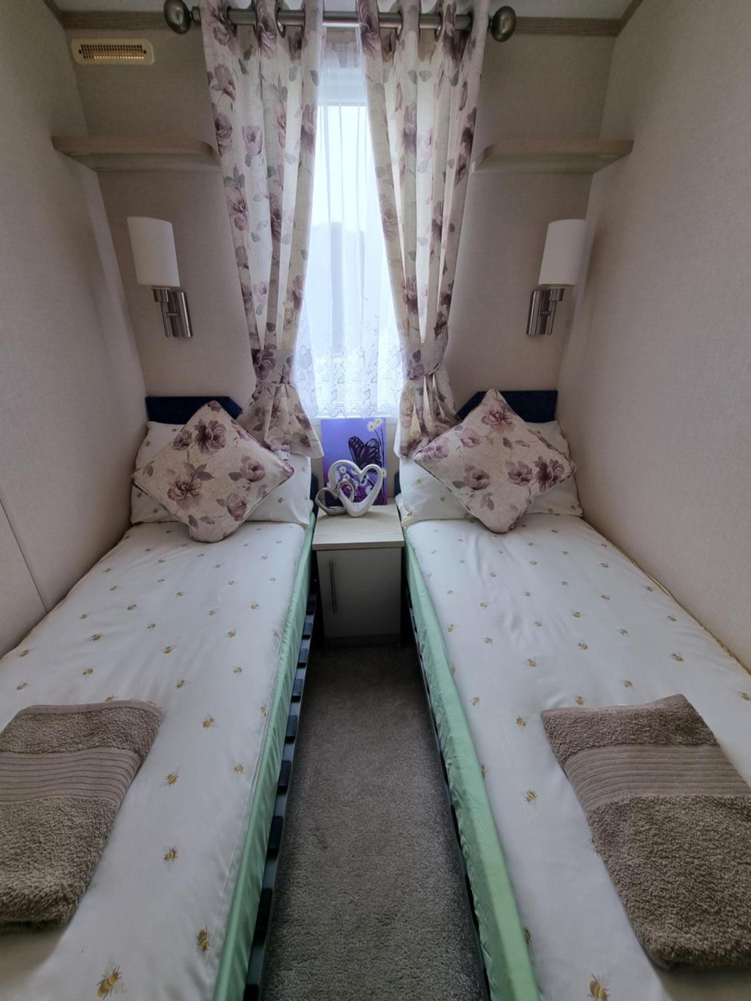 Static Caravan To Hire , Hoburne Devon Bay 호텔 Goodrington 외부 사진